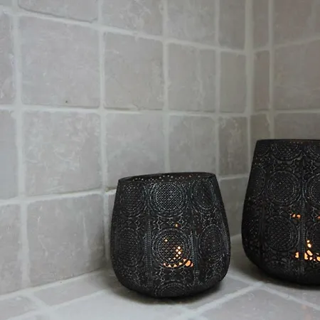 לינה וארוחת בוקר Pitchounette 4*